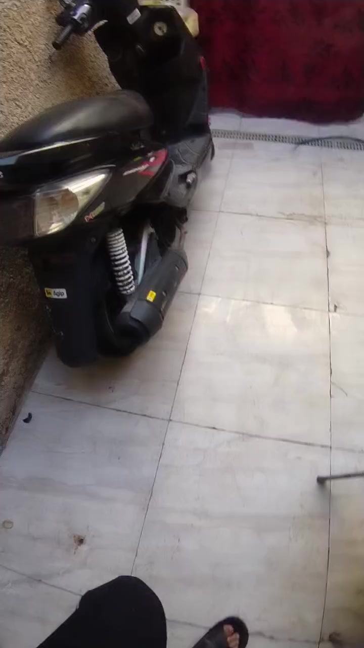 سلام عليكم فحل كوري طلاعات موديل 2011 دراجه كلها شغاله وكفاله برغي ممفتوح بيها مكينه خرسه نكره كل وقت
عنوانها بلديات المصرف
السعر 900
الرقم ***********
