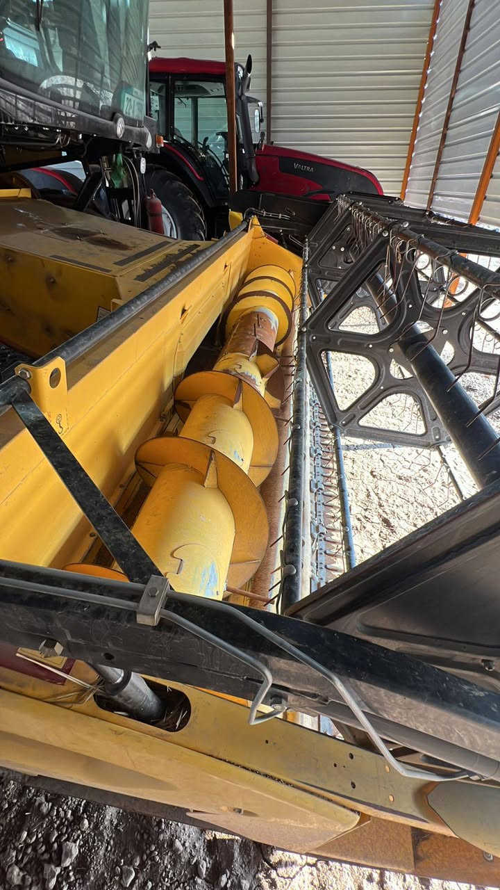 حاصده للبيع موديل 25 مشتغله 300 ساعه دبل درام مكفول عام تصل ***********
