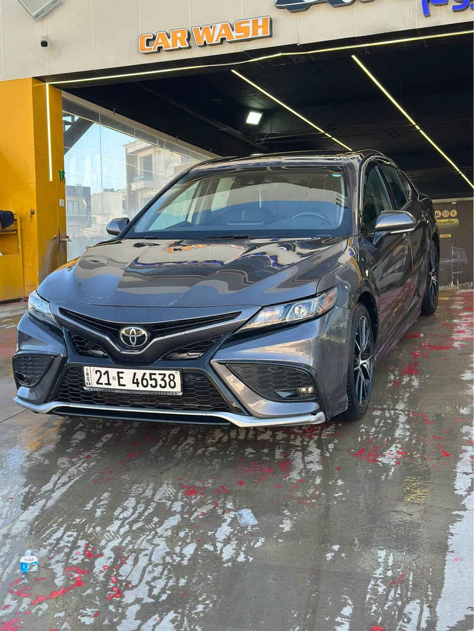 کامری ئێس ئی ٢٠٢٢ بێ بۆیاخ 
مواسەفات ئەمریکی ناو ڕەش 
کوشن جلد و کارەبا 
تەحدید سورعە، باتڵ شەفت، خەتی جادە، ڕادار زۆر مواسەفاتی تر 
سەیارەکە بێ تەقە و ڕەقەیە، گێڕ و مەکینە و کارەبایاتی بە شەرت
ئێر باگ بە شەرت بۆیاخی نیە
سەیارەکە تەواو کامل و بێ کێشەیە
سعری ٢ دەفتەر و معامەلە 
ڕەقەم شانسی بە ڕەسم دانراوە بۆ زانیاری تەلەفون بۆ ئەم ژمارەیە بکەن ( *********** ) السليمانية, العراق
