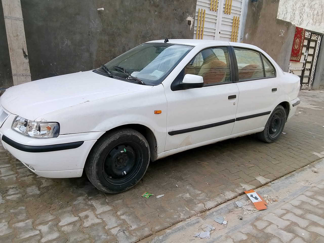 السلام عليكم سمند 2011للبيع رقم جديد سياره نضيفه وحلوه السعر 38وبيه مجال العنوان النجف ***********متواجد فيس واتساب
