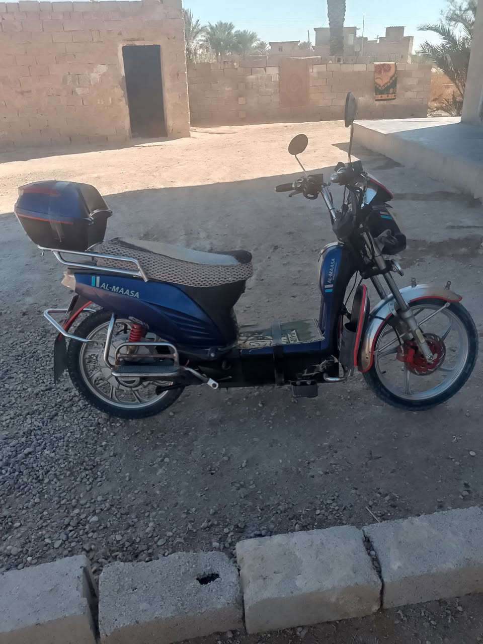 هارلي للبيع
م2023
سعر 300وبي مجال 
***********
