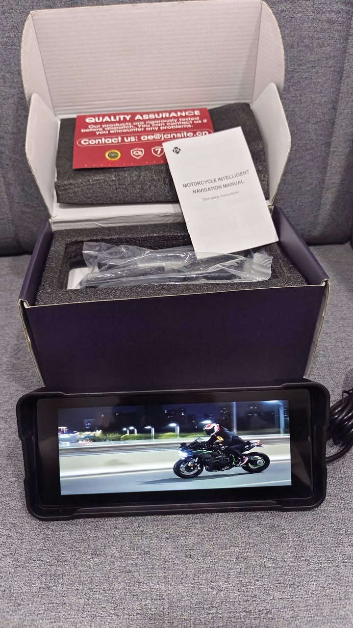 السلام عليكم شاشة مال دراجة حجم كبير ماركة اصلي مال بالة امزون نضام كاربلي بلوتوث جديد كامل ملحقات وياه ضد الماء ديقته فول ايج 

سعر 50 الف 

توصيل كل محافظات متوفر


**إذا كنت صاحب هذا الإعلان وتريد حذفه لأي سبب، رجاءا أرسل رسالة إلى الدعم الفني**