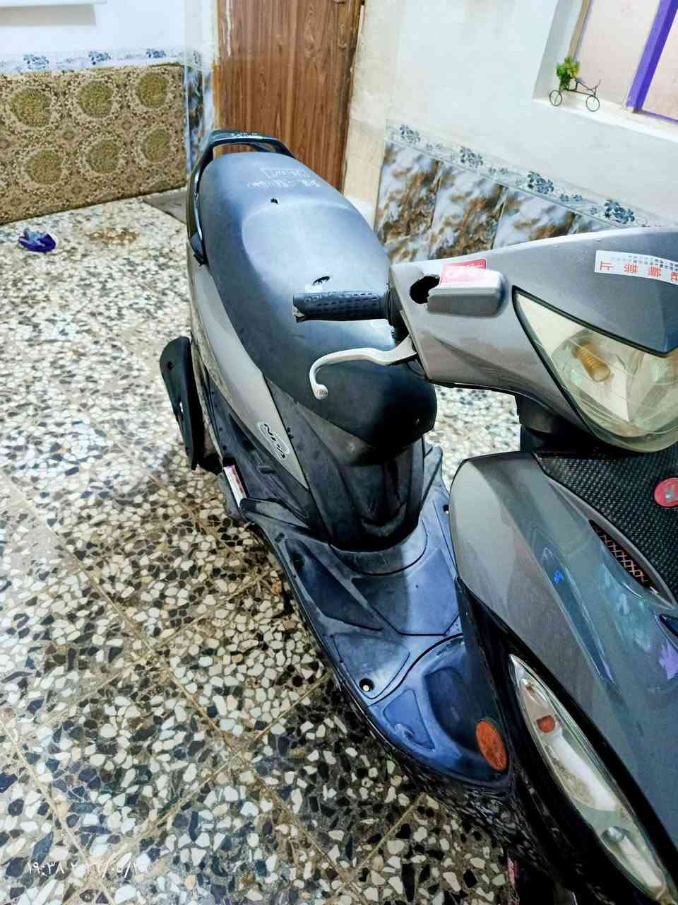 السلام عليكم دراجه جديده كلش مال حاويه نظافه 100بل100شلعه معدل كلش قويات سلف كهربائيات كل شغال السعر 550العنوان النجف ***********
