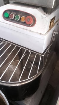 عجانه تركيه لولبيه نظيفه جدا  قلايه فنكر  07823112598 07711918497  اتص...