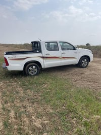 هايلوكس • ٢٠١٠ • رقم بصره