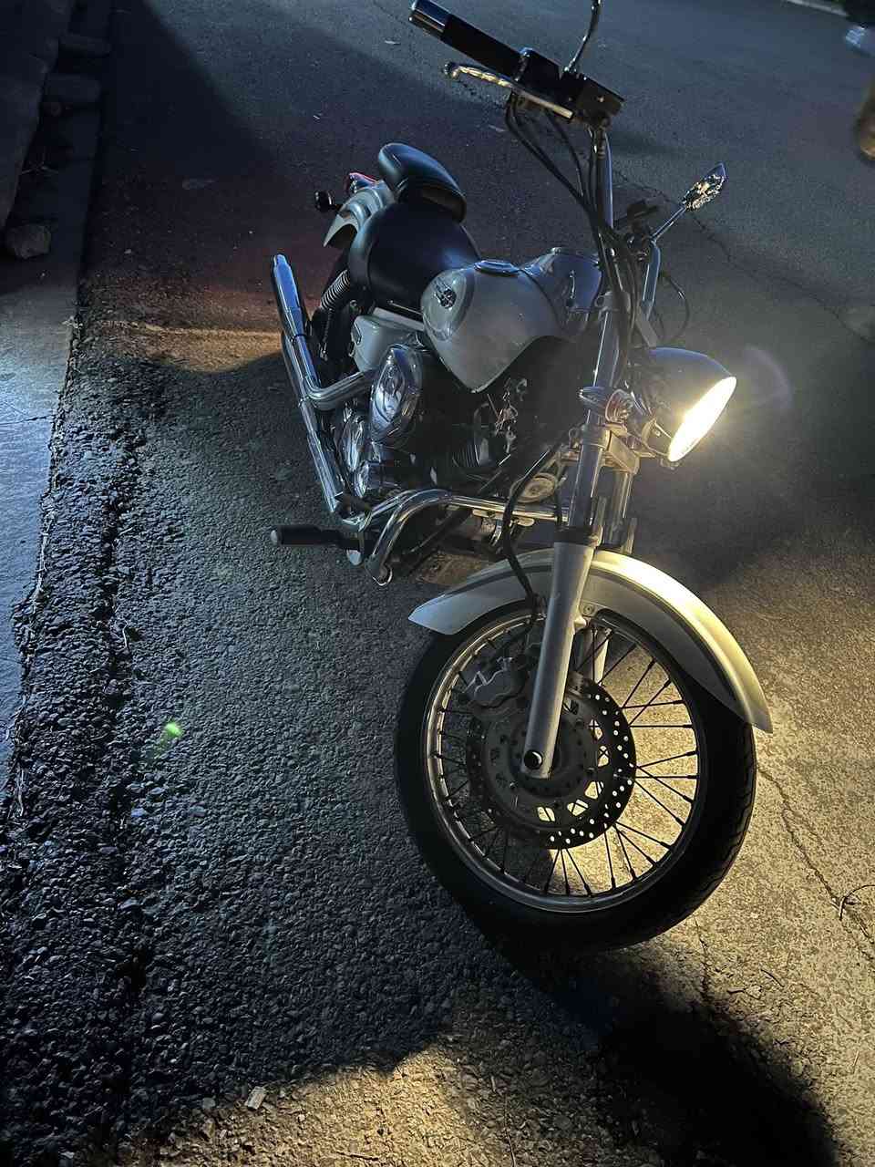 دراك ستار للبيع مكينة وظفيرة كفالة الدراجة نظيفة كلش ماشية بس 40 جديدة مامتعوبة ابد لمعرفة السعر تفظلو خاص لي مو شراي لا يكسر بحلال العالم الدراجة مكينة 250


**إذا كنت صاحب هذا الإعلان وتريد حذفه لأي سبب، رجاءا أرسل رسالة إلى الدعم الفني**