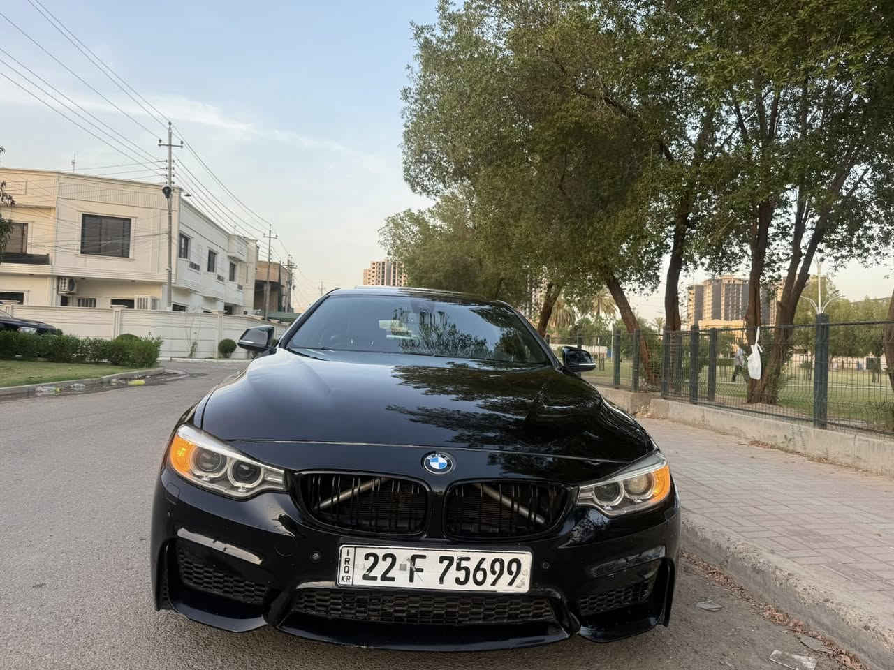 Bmw430

430
٢٠١٧

(((((((للبيع فقط مستعجل  ))))))))

-موصفات سياره فول الفول 

الوارد : أمريكي 

اللون الخارجي : اسود 

اللون الداخلي : جلد اسود

 المفتاح :عدد 1

- المواصفات

- فتحة سقف: سلايد

- بصمة تشغيل + بصمة ابواب 

- تبريد خلفي وامامي( 5 مخارج للتبريد)

- نظام مساعدة عدم الانحراف عن الطريق

- شفتات على الاستيرن + استيرن تدفئة 

نظام carplay 

- شاشة وسطية كبيرة بحجم ( 12 انج لمس )

- نظام اطفاء السيارة في الاشارات لتقليل صرف الوقود 

- فرملة اوتوو في حالة التقرب من الاشخاص والسيارات 

- رادار قراءة لوحات المرور لتنبيه السائق بالسرعة المحددة 

- نظام النقطة العمياء 

 - نظام تثبيت السرعة التكيفي

 - كاميرة خلفية بدقة عالية 

 - نوع المقاعد: كهربائي - جلد - تدفئة 

 - أكياس هوائية: 10

 انعكاس المعلومات على الزجاج الامامي ( داتا شو 

 - رادار : القيادة الذاتية

- الحساسات:  أمامي وخلفي وعلى الجوانب ٣٦٠ درجة

- المصابيح: رأس متحرك - زينون - إضاءة ليد- ليزر

175 قفل ورقه $
بغداد حي جهاد
***********
