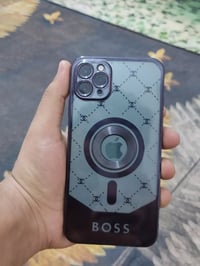 آيفون ١١ برو ماكس ٢٥٦ • بطارية ٨١٪ • فيس ايدي شغال