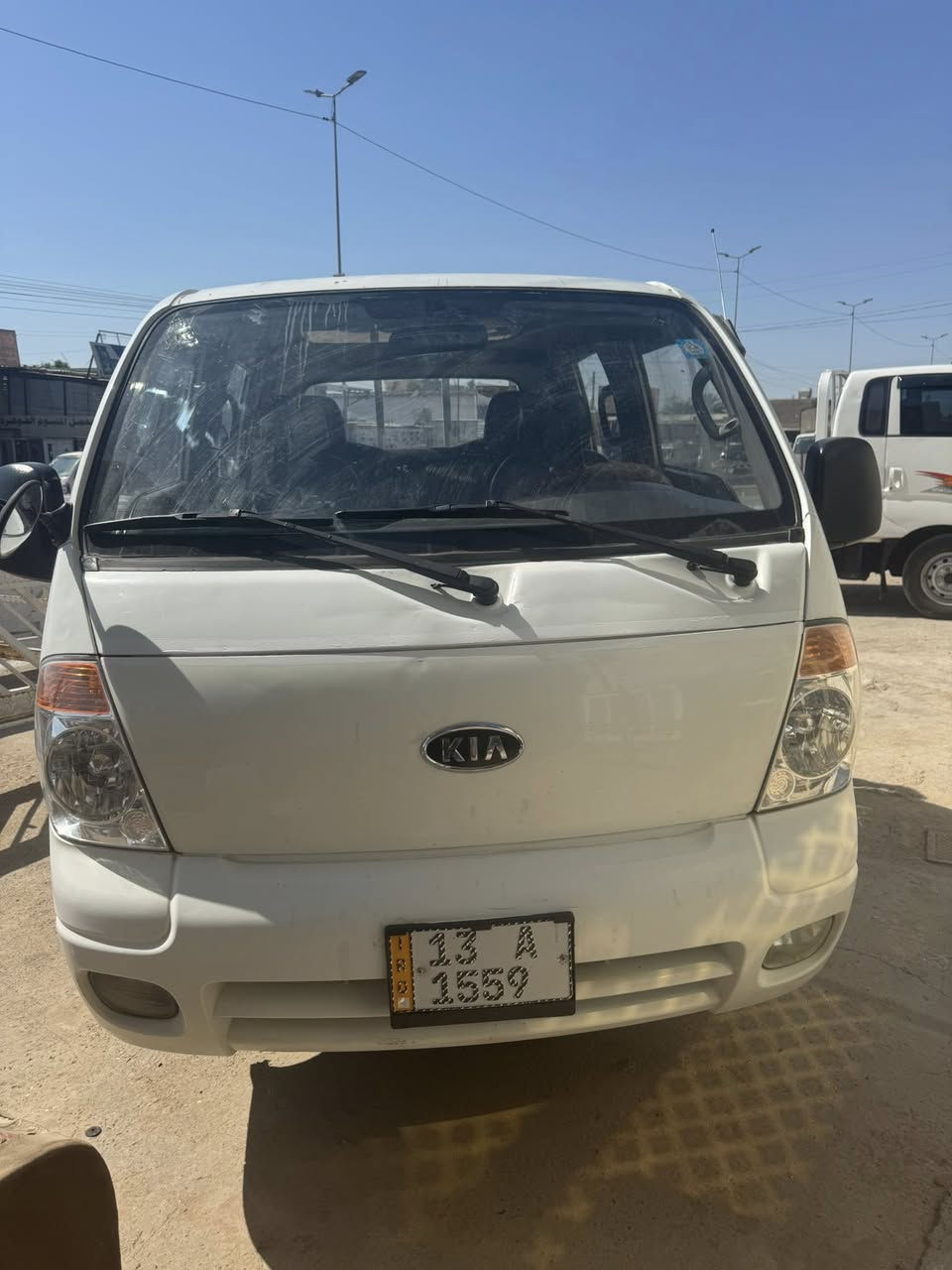 كيا دبل قماره 2010 مشروع وطني  رقم نكليزي. سيارة بسمي مكفولة من الضربة والصبغ مكان بغداد سعر 97ورقة. ***********
