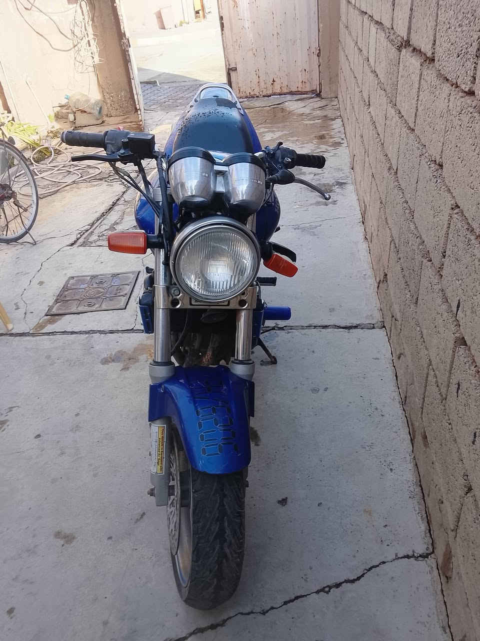 بطح هوندا للبيع متروكه صارلها فترة طويلة ما تشتغل حالياً   للأستفسار الاتصال على الرقم***********
