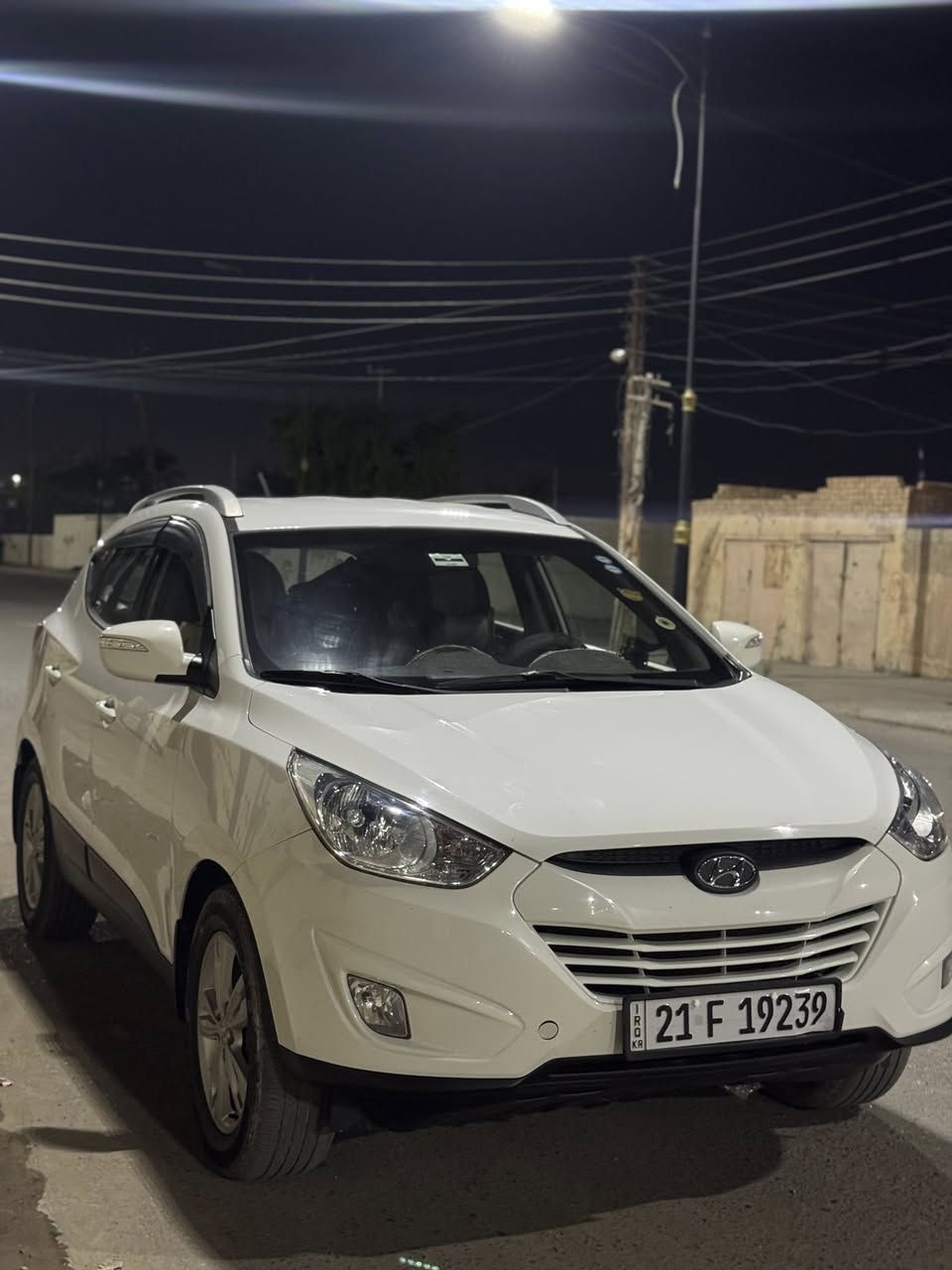 السلام عليكم توسان 2013 خليجي للبيع
بدون تبديل أو صبغ فقط بارد السونار مرفق في الصور
كير محرك شرط 
رقم سليمانية الجديد دولي
هزه سنويه جديد 
تحويل مباشر 
السعر 135
للاستفسار ***********
