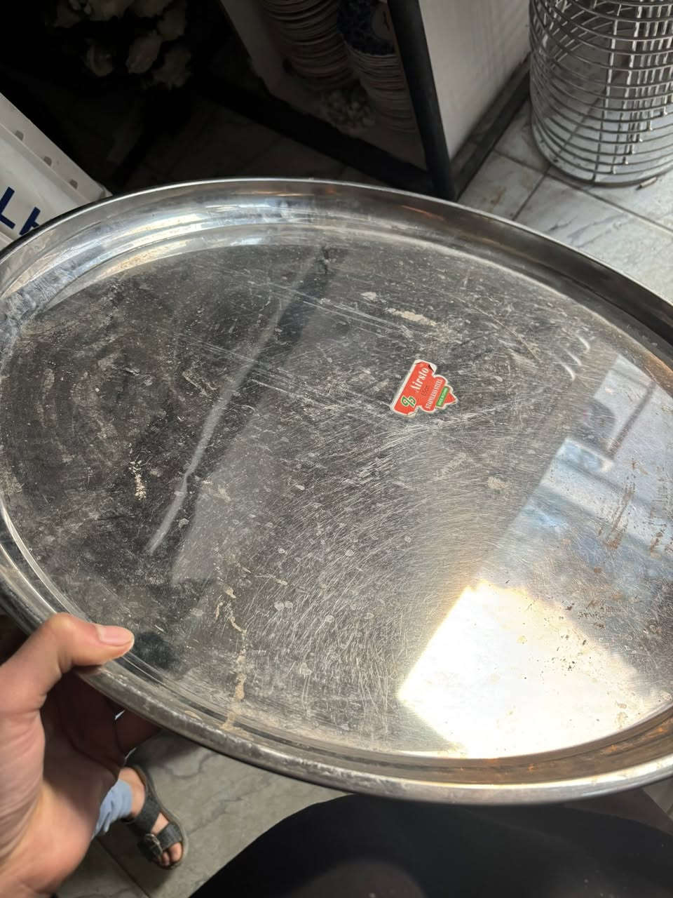 غراض محل تأجير كراسي للبيع 
الكراسي الصفر / العدد ٥٠٠ / سعر الكرسي ٤ 
طبلة بلاستك / العدد ٢٥٠ / سعر الطبلة ٢
الكرسي الابيض / العدد ٩٨ / سعر الكرسي ٨
الطبلة الخشب  / العدد ٧٢ / سعر الطبلة ٧ 
گدر ثقيل / العدد ٥ / سعر الگدر ١٣٠ 
الطباخ / العدد ٥ / سعر الطباخ ٣٠
المبردات / العدد ٤ / سعر المبردة ٣٠٠
الميز الطويل / العدد ٦٥ / سعر الميز ٤٠
مغسلة / العدد ٢ / سعر المغسلة ٦٠
بانيو ثقيل / العدد ٢ / سعر البانيو ١٠٠
المبزل ثقيل / العدد ١ / السعر ١٠٠
منسف الشمري الكبير/ العدد ٤٥ / سعر المنسف ٨٠٠٠
صواني نفرين / العدد ٧٥ / سعر الصينيه١٠٠٠ 
للحجز والاستفسار : ***********
***********
