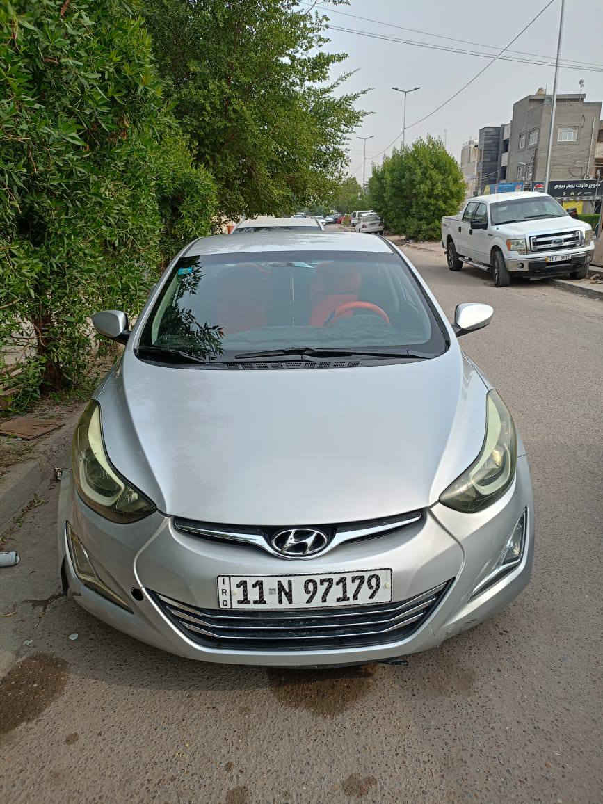 السلام عليكم النتره 2016 وارد امريكي حادثهه مال امريكه بنيد فقط وبلعراق قبغ جنطه مبدل اصلي نفس الون سياره جديده لك تخم تاير تبريد كير مكينه جدد بس صدر نص عمر للبيع السعر 110 وبيهه مجال مكاني بغداد العامريه للتصال ***********
