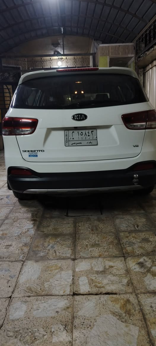 سورنتو 2016 ماشية 23الف كيلو خليجي كفالة ما عدة طلقة بل بنيد ما مأثر ولا مخترقة البنيد كاملة مواصفات ما عدة فتح السقف *********** لتواصل
