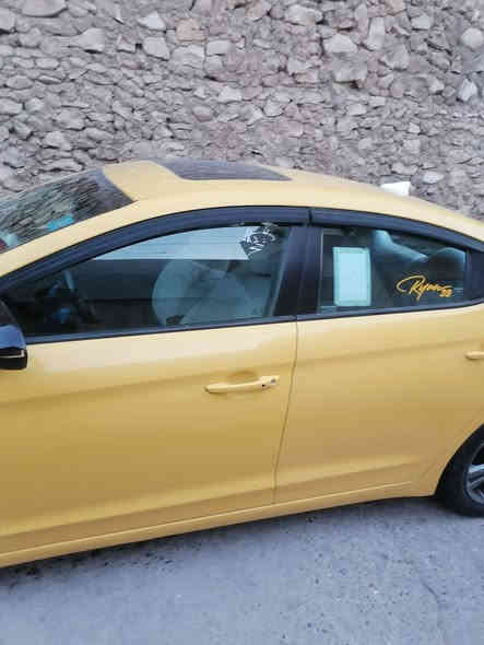 سلام عليكم. 
النترا للبيع 2018
فول بصمة
مصفرة كامل
وارد امركي
***********
