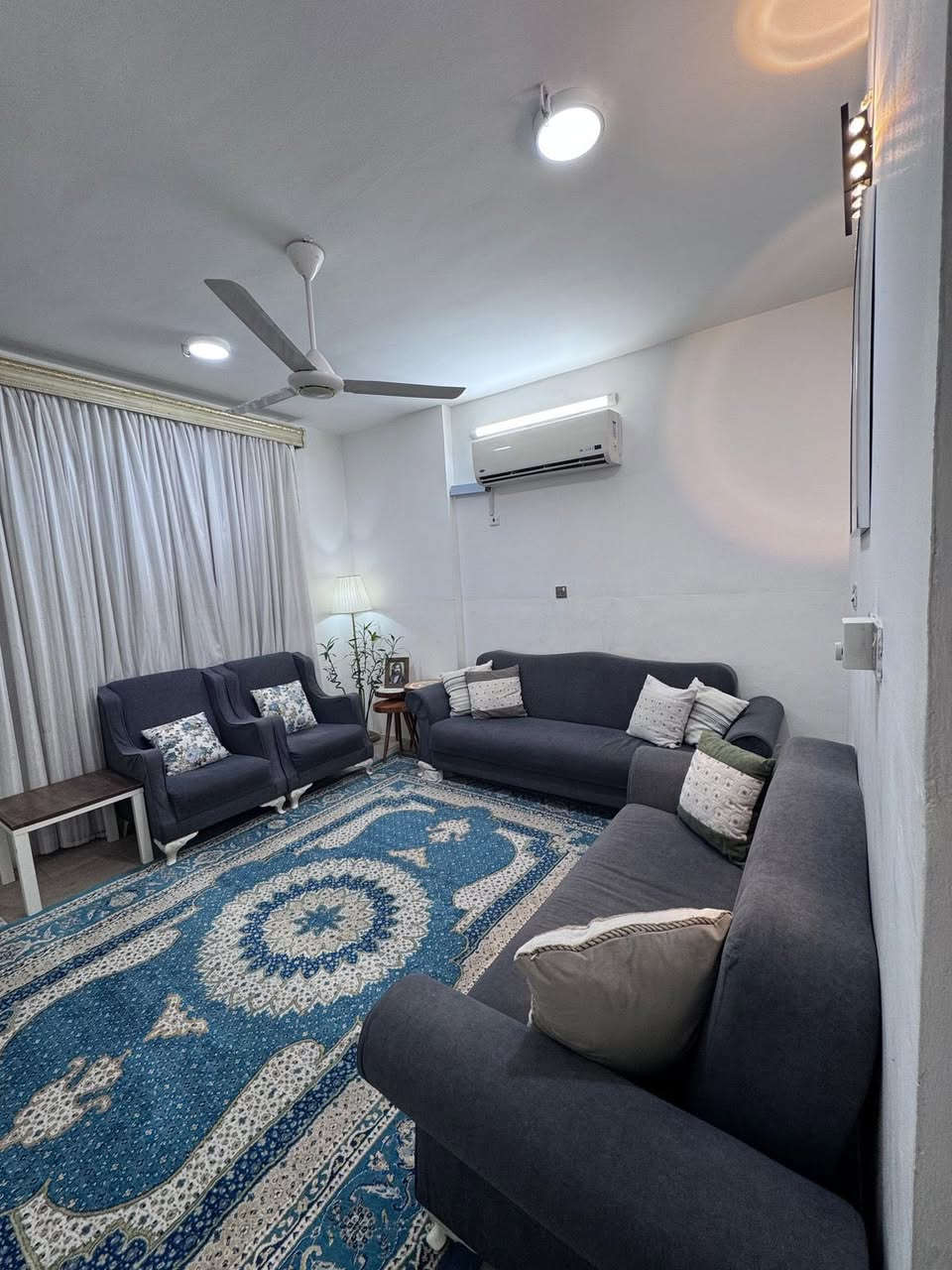 تخم قنفات 7مقاعد القنفتين الكبار مخزن وممكن يصيرون سرير نظيف التخم السعر 275الف المكان شارع فلسطين


**إذا كنت صاحب هذا الإعلان وتريد حذفه لأي سبب، رجاءا أرسل رسالة إلى الدعم الفني**