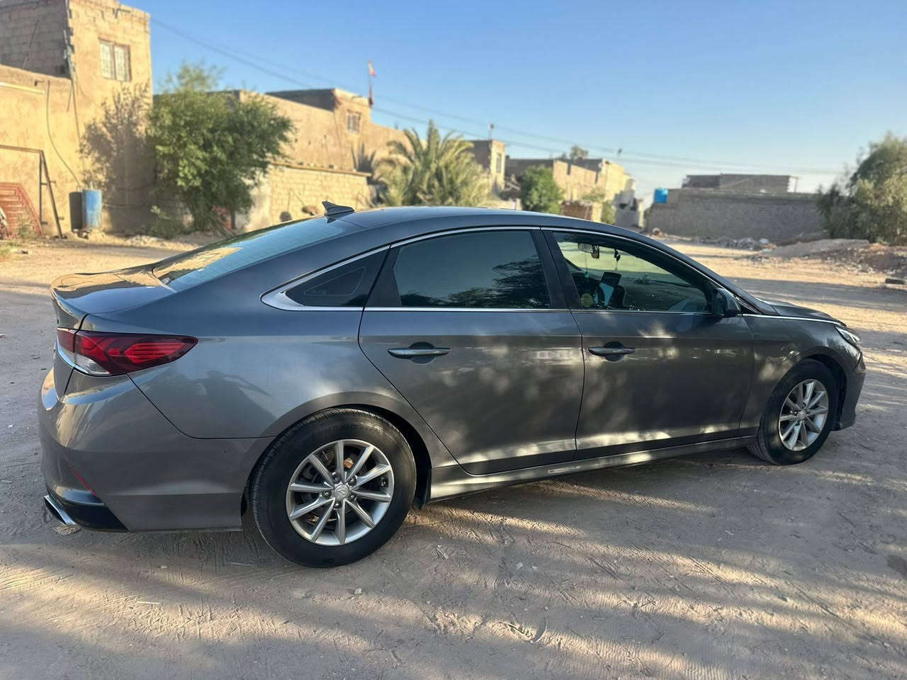 سوناتا 2018 امريكي
موصفات عاديه
شاشه
رادار
ظربته بنيد وجاملغ نفسهن  مصلحات  لون نفطي  رقم اربيل تريد وكاله تريد تحويل السعر 130 وبيه مجال
عنوان بين كربلاء والنجف خان النص ***********
