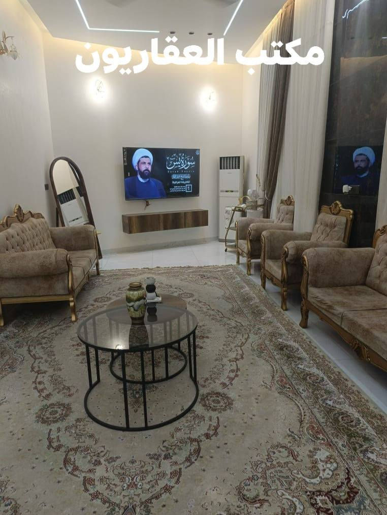 يعلن مكتب العقاريون 

عن توفر بيت للبيع في حي الجمعية 
المساحة: 190 متر
جنس العقار: طابو زراعي 
سنة البناء: 2024
الواجهة: 16.5 متر 

تفاصيل البيت :

الطابق الأرضي:
أستقبال _ صالة _ مطبخ _ صحيات داخلية وخارجية _ غرفة نوم 

الطابق الأول:
ثلاث غرف نوم نظام سويتات _ صالة _ غرفة لغسيل الملابس 

للأستفسار: ***********
