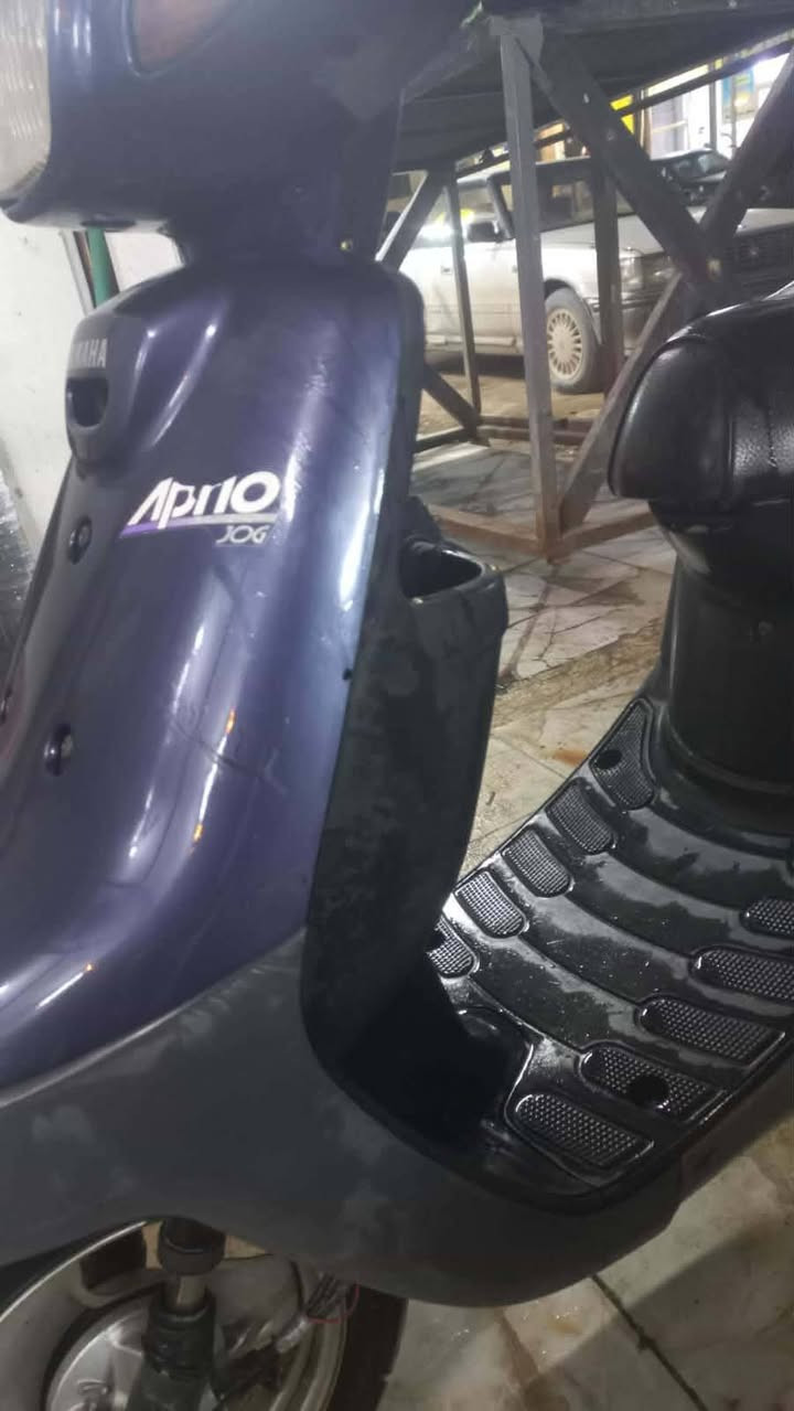 السلام عليكم  دراجه للبيع كله بلاديه  
٣٥٠ وبيه مجال مكان نجف المناذره مامتواجد عل فيس ***********
