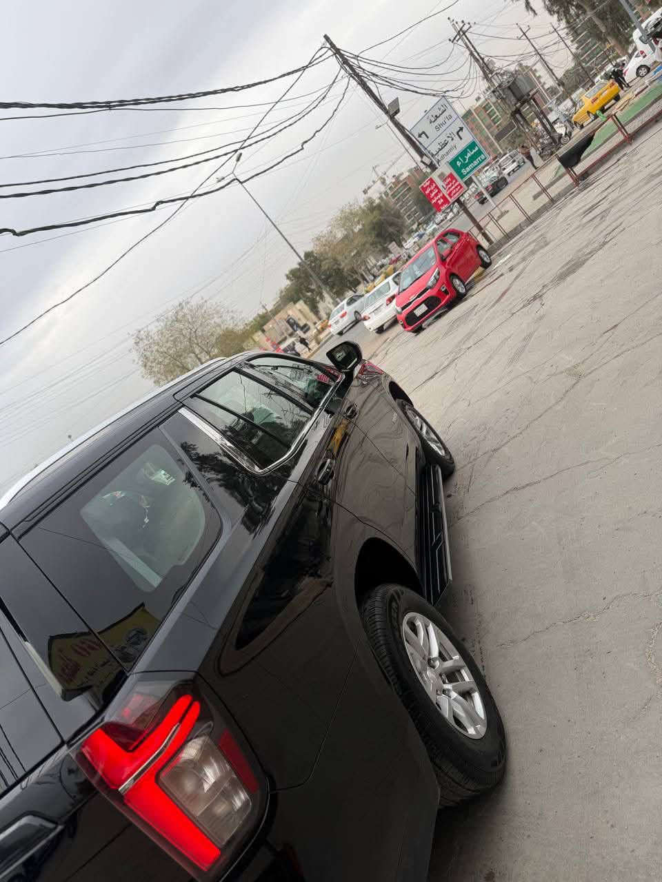 سلام عليكم
تاهو موديل 2023  Ls
(خــليــجي)
ماشيه:70
موصفتها معروفه
-تحديد الخروج عن المسار
-رادار منع تصادم امامي خلفي
-حساسات أمامية وخلفية مع نقطة عمياء
-ثلاجة تبريد تجميد درجتين
-كاميرا خلفية
-تشغيل عن بعد
‏-كشنات أمامية كهرباء
-أربع مود ات قيادة

والسيارة مكفولة ماعده شخص بالداعاميه ورصعتين 
 والباقي ومكفوله من الصبغ والبارد وكلشي بعد
سياره نضيفه جدا
سنويه باسمي تحويل ثاني يوم
السعر :45 وبيها مجال
 
مكان السياره :الكاظمية المقدسة
رقم: ***********
