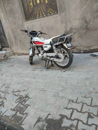 سكنر • مديل ٢٥ • اوراق