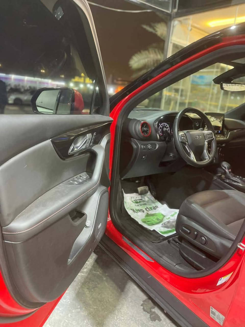 شوفرليت بلايزر 2024 RS شكل الجديد تو كلر 
رقم اربيل هزة جديدة 
ماشيه  22 الف ميل قابل للزيادة 
المواصفات
------------
محرك 6 سلندر 3600
تشغيل بصمة
تشغيل عن بعد
خمس كامرات رؤية محيطية
خمس بصمات 
كشنات جلد
كشنات تدفئة وتبريد 
الكشنات الامامية كهرباء
كشن السائق حساس هزاز
شاشه العدادات ديجتل
استيرن تدفئة
شاحن موبايل Wireless 
رادار امامي (تحديد مسار) 
رادار جانبي (نقاط عمياء)
رادار خلفي (تحذير من الاصطدام) 
كشن ميموري 
جنطة كهرباء 
اشارة بالمراية
 مرآة  وسطية (بث مباشر ) 
شاشة الكبيرة
اندرويد أوتو Android Auto
كار بلي Apple Car Play
مانع انزلاق+ABS
منافذ AUX+USB
توقف ذاتي Auto Stop
سايد بريك كهرباء 
مثبت سرعة
تحكمات استيرن
ويل كب كروم 
دواخل اسود ومطعمه بالاحمر
نظام صوت bose🎼
مكان السيارة النجف
السعر 250ورقة 
رقم الشاصي
3GNKBERS6RS131676
للتواصل بيه واتس آب 
*********** السياره بأسمي
