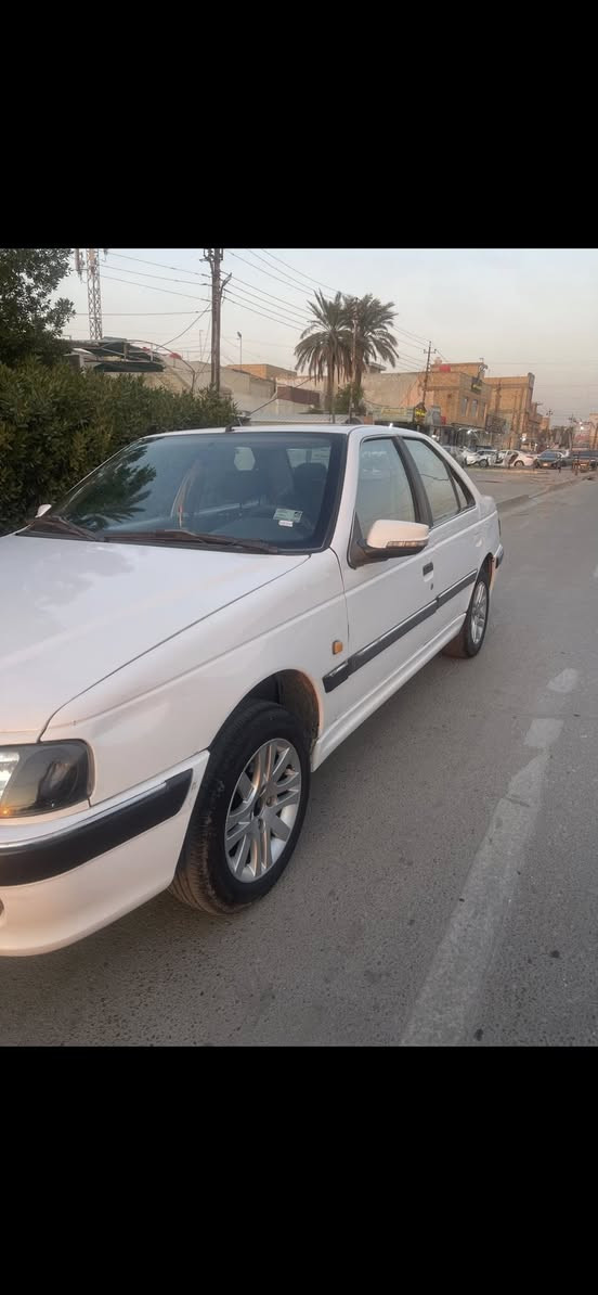 سلام عليكم بيجو للبيع موديل 2020 بغداد ب اسمي جاملغ مصبوغ ربعه وربع بنيد مصبوغ بدون دواخل سياره نضيفه تبريد تدفئه شغال صدر جديد مبدل 
سعر 72$ وبيه مجال بسيط
بغداد شعب
رقم ***********
