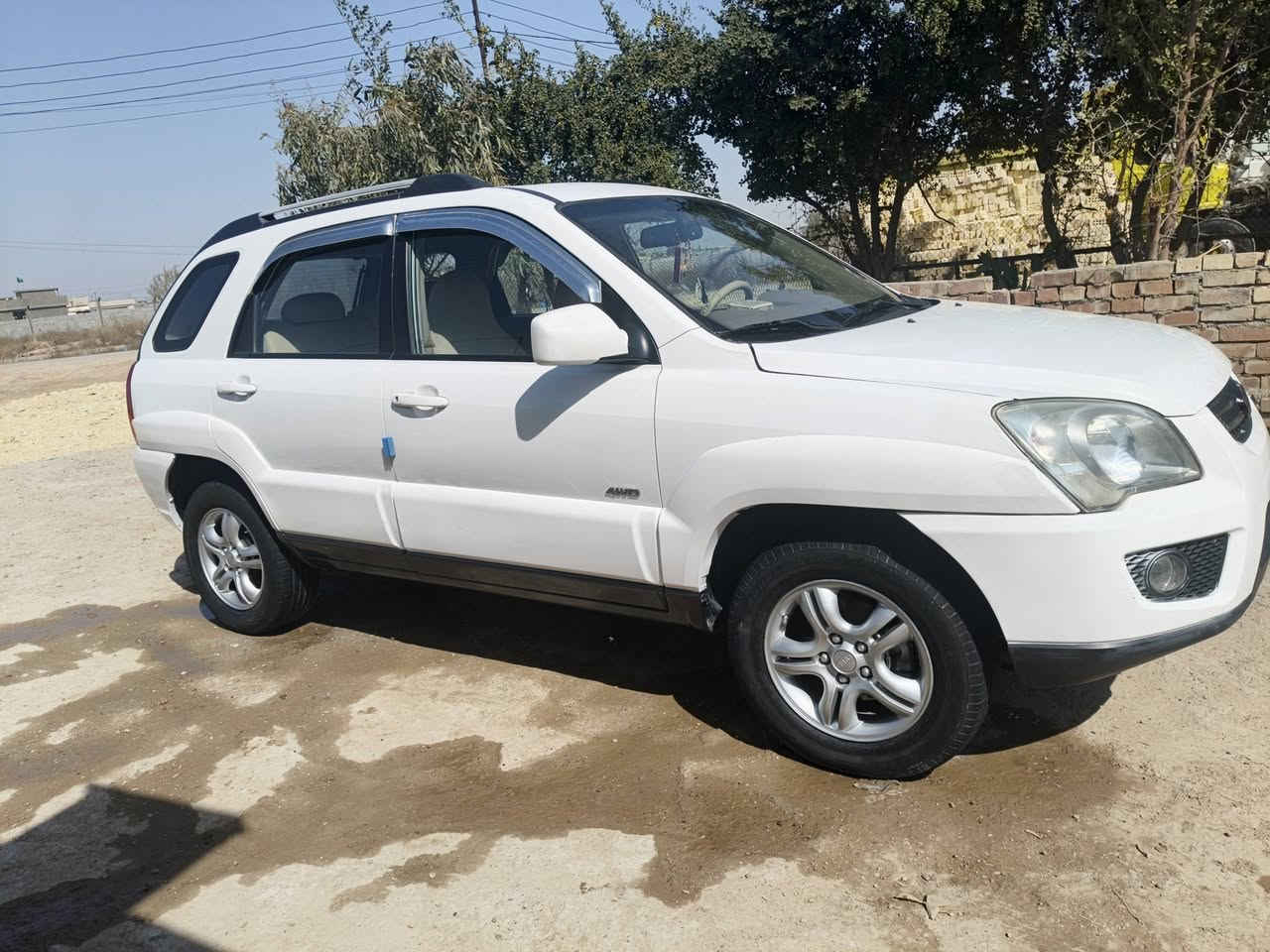 سلام عليكم كيه سبورتج موديل 2006سياره جديده بمعنه الكلمه بسمي تحويل ثاني يوم رقم شمالي مكينه 6 فتحه قماره مكان بغداد / ***********
