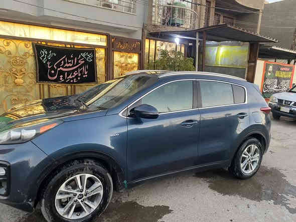 السلام عليكم كيا سبورتج موديل 20وارد امريكي حادثه جاملغين الامامي وبنيد السعر175وبيه مجال قليلا الاتصال علئ الرقم***********
