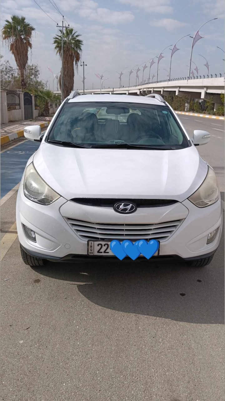 توسان 2013 سيارة خليجي بدون صبغ كلش نظيفة استخدام شخص واحد من بلاد ماشي 174.000كم السعر 160 ورقة وبي محال بسيط رقم التواصل *********** Singapore
