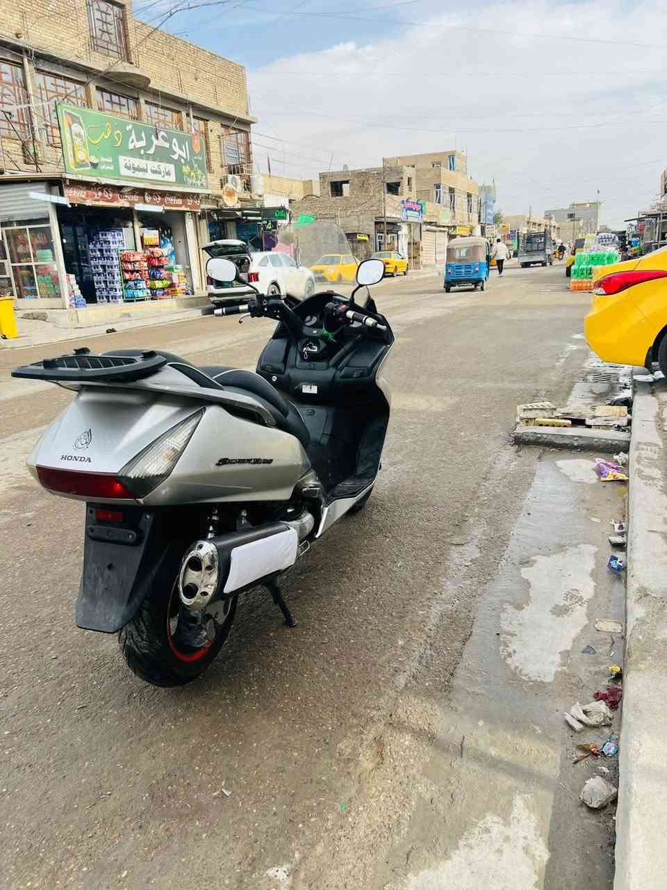 سلام عليكم دراجه سلفر ونج ٤٠٠ مكينه مكفوله الكفر كدام عينك نضيف مكاني بغداد الشماعيه ***********
