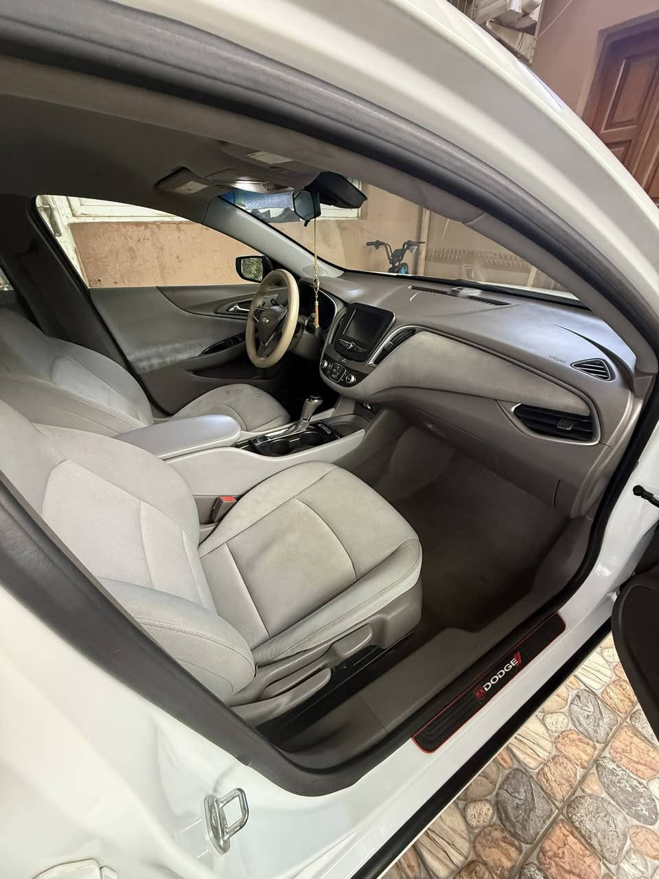 ماليبو 2016 رقم سليمانيه بيها 3 قطع بدون دواخل جامرلغ وبنيد وباب داخل بيجي ماشيه 155 الف كم السعر 102 وبيها مجال العنوان ديالى بعقوبه بيع فقط ***********
