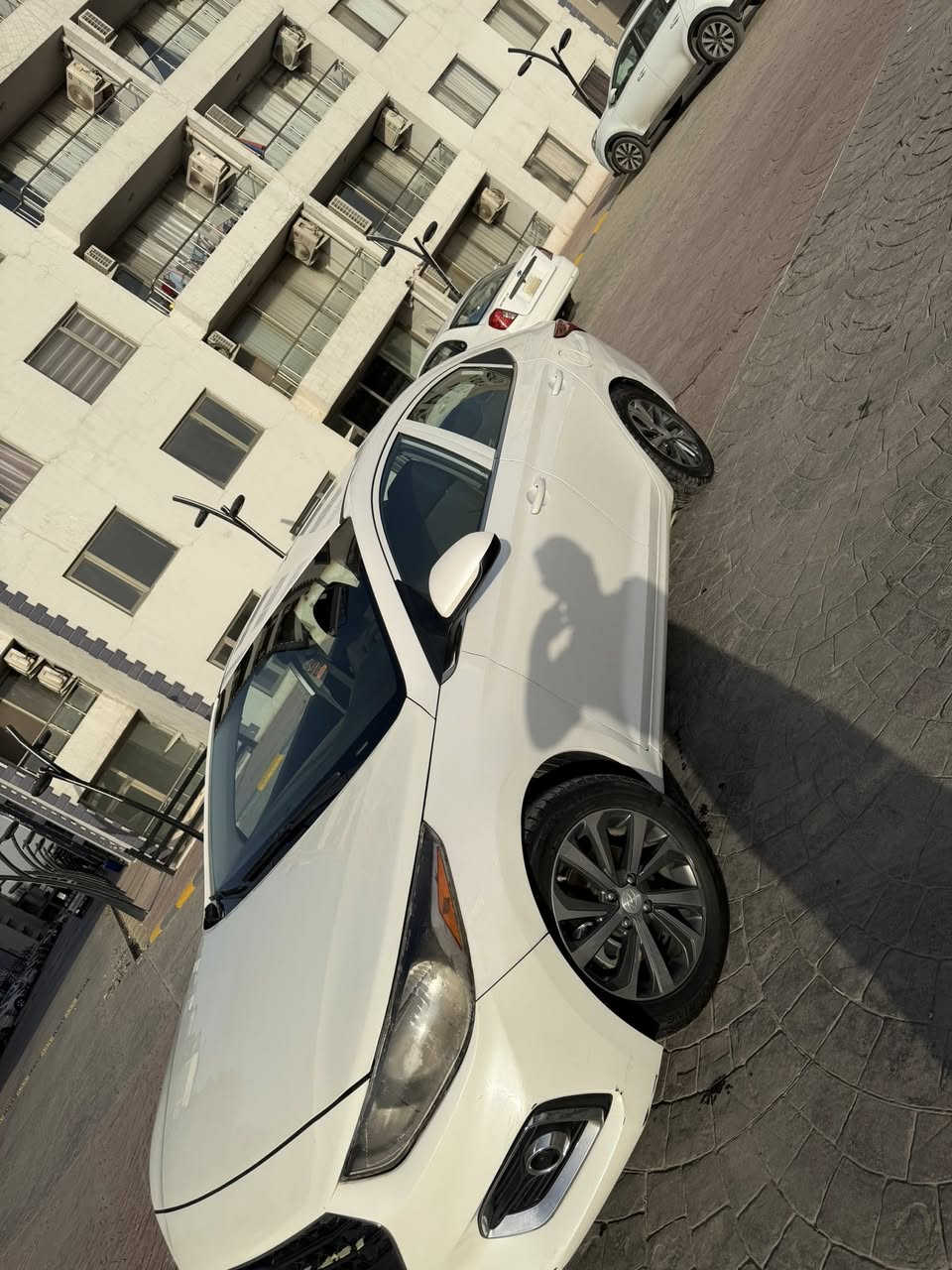 السلام عليكم
هونداي اكسنت موديل 2019 الشكل الجديد 

وارد امريكي حادث خفيف مرفق مع الصور 

محرك ١٦٠٠ 

شاشة كبيرة

كاميرة

تحكم ستيرن

وضعية قيادة 

ماشية ٤١ الف 

السعر 107$ 

*********** 

مكان السيارة  بغداد / السيدية
