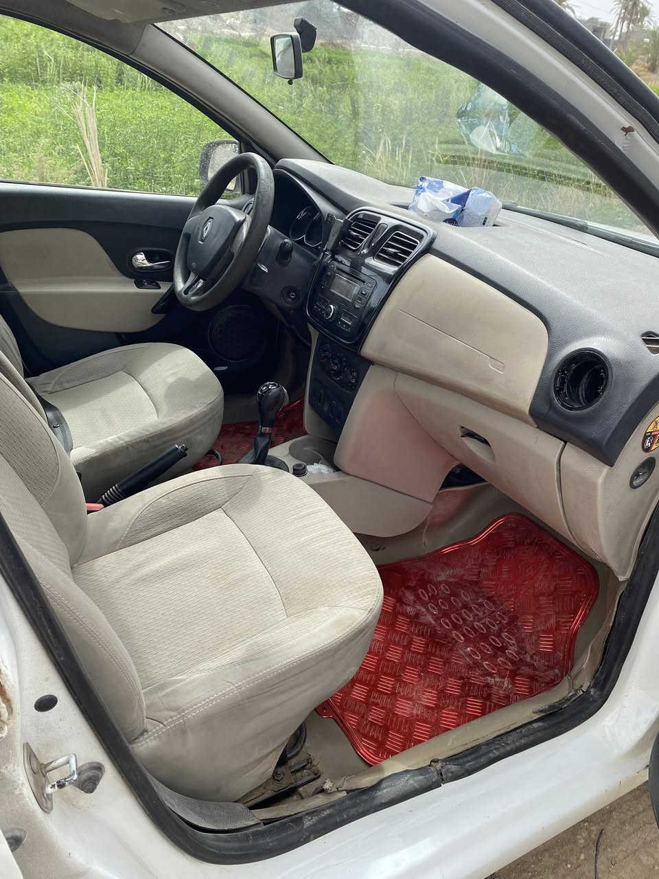 السلام عليكم
رينو سمبل ٢٠١٧ رقم بابل الماني شرط التحويل مكينه ١٦٠٠ كير اوتماتيك بيها مكانات صبغ ابيع احزام مكينه كير حداديه تخم تاير جاهزه السياره ماناقصه شي السعر ٥٧ مكاني حله ***********  فقط اتصال مامتواجد عالفيس
