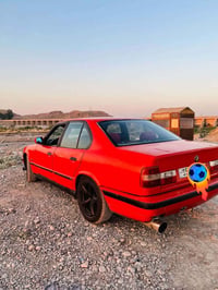 🚘 للبيع أو المراوس بسيارة حسب القناعة 🚘 بي إم دبليو 525 موديل 1992  ✅ ...