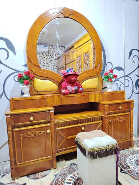 غرفة اخشاب صاج تسكام درجه أولى داخل وخارج صاج غرفه روعه صاج خمسه ملم ام السته طابقين نضيفه اخت الجديدة شغل ضخم ثقيل دوشمه وترتيب ضهر جرجوبه براغي ملحقات كامله للبيع الديوانيه اتصال ***********
