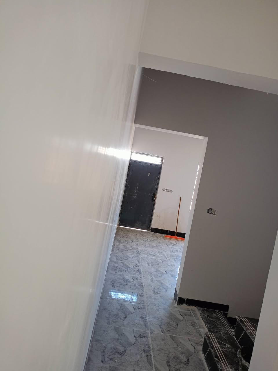 السلامه عليكم
كادر لباخين جص شرط شغل درجه اولى 
نعمل أب اتقان ولتزام بل موعد وتنضيف علينه 
***********
