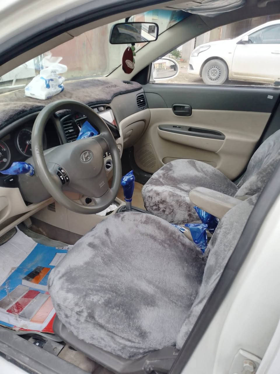 السلام عليكم اكسنت للبيع أدوات2008 محرك كير شرط تبريد تدفئه صدر زين السعر 36 وبي مجال مكاني بيجي 
زين 
 7826162449 0
اسيا ***********
