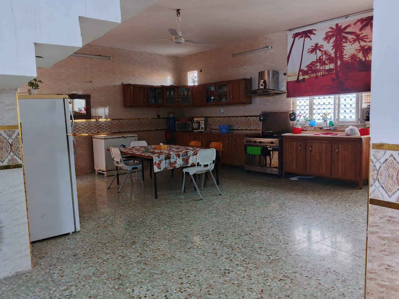 ربع دونم 625متر ملك صرف زراعي سند 25 ابغداد مقابيل جزيرة بغداد السياحية واجة 12ونص ونزال 50 شارعة 13متر خدمات مي وكهرباء يتكون من غرفتين نوم ومنور وصالة وهول ومطبخ ودورة مياه2 وصطح وصالة للمعلومات اكثر الاتصال على الرقم ***********احمد
