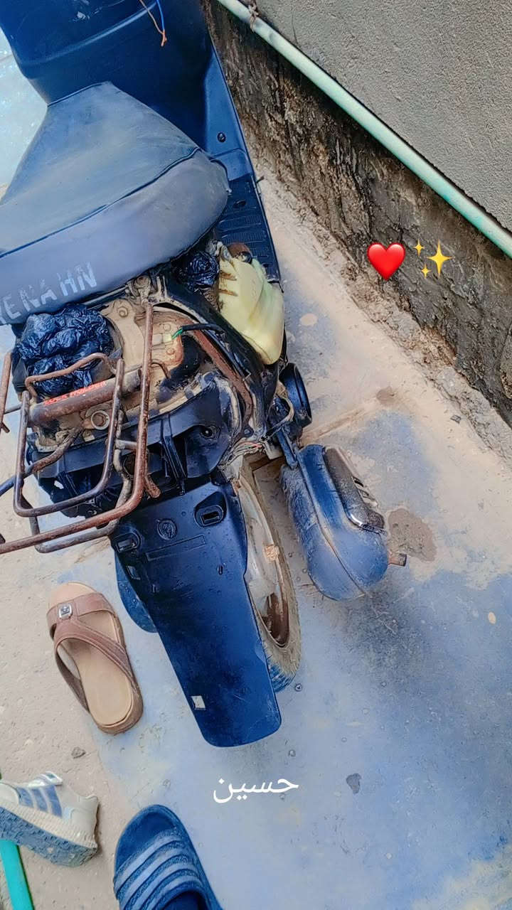 دراجة زعرة خطين شاصي مكفول مكينة ستوهة مجفتة كابريتر وكلجات جدد  جوين شفاطة فاكيوم بلك مازدة جديدة كهربايات شغالة هورن ولايت صالنصة جديدة مكينة ناعمة شلعة ومعدل سوادات جدد دراجة نقصهة كفرات وترتيب شغالة هندر واحد باي وقت السعر 110 وبيهة مجال قليل مو شراي لاتراسل رجائان  مكاني ديوانية جمعية شارع ملجاء العلوية  *********** بي واتساب
