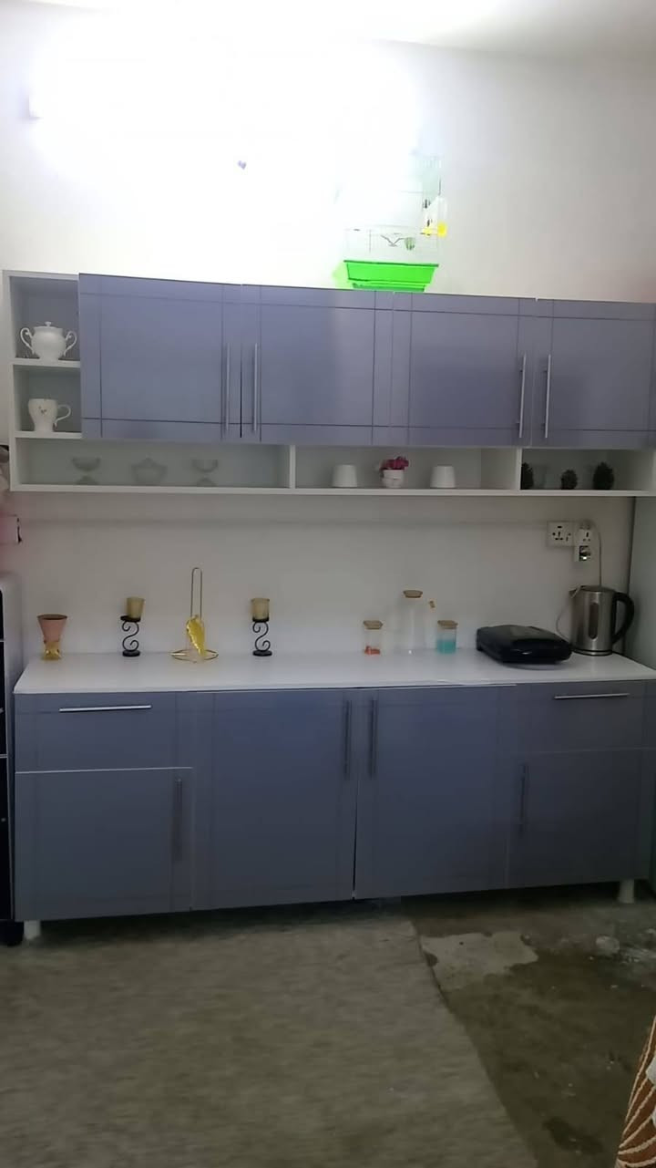 السلام عليكم
كاونتر للبيع 
الطول 3 متر 
العنوان الشعب حي الجزائر 
رقم الهاتف ***********
الشراي يتصل عل رقم
