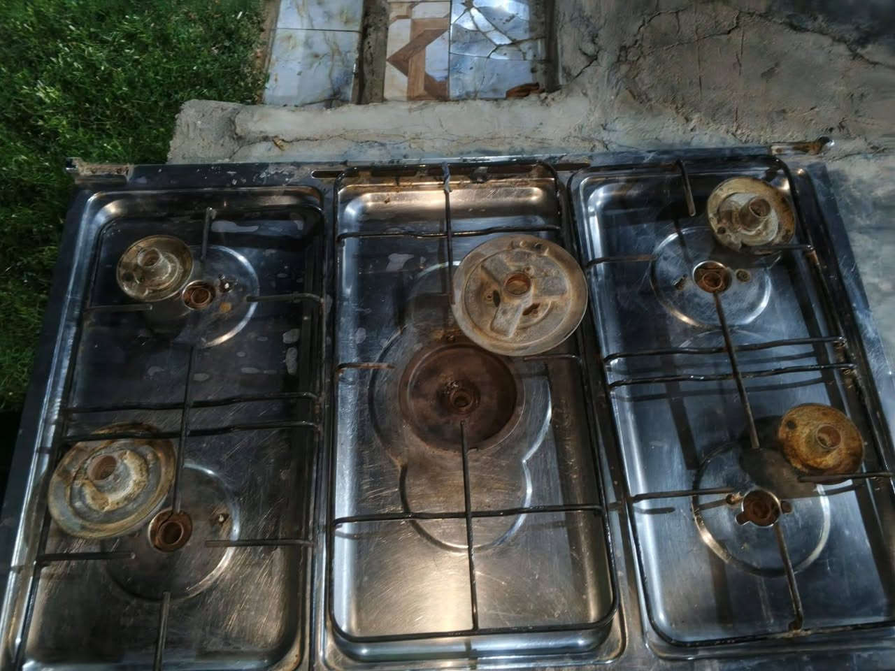 ورشه رائد العبيدي تصليح كافه انواع طباخات والمبردات وكنفيرات ومكائن المطاعم قلايه كرين شوايه توجد طباخات البيع وكشر مبرده واحد ونص واثنين نص كنفيره  وطباخ البيع الرمادي التأميم القادسيه الثانيه مقابيل صيدليه الخليج ***********واتساب
