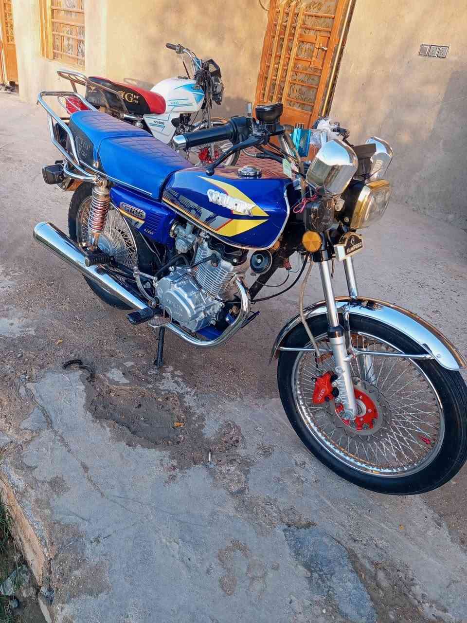 سلام عليكم ورحمه الله وبركاته دراجه تايكر 2024 اوراق سكنر كهربائيات كله شغاله مكفوله الدراجه صبانه مامدوده عليه السعر 650 وبيه مجال *********** عنوني جبله
