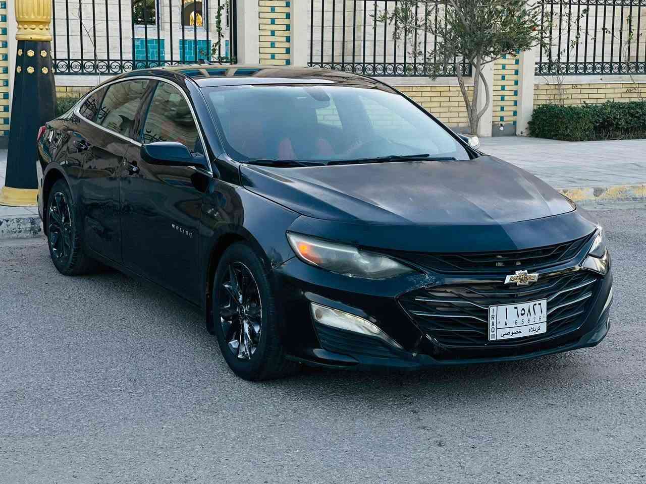 ماليبو موديل 2020 رقم كربلاء وارد امريكي ضربته بنيد وجاملغ تبديل وجاملغ صبغ فقط والباقي كفاله عامه مكينه وكير وحداديه وتبريد كله مكفول سياره جاهزه مال جناي بمعنه الكلمه مواصفات تحكم ستيرن شاره بل مرايه شاشه كبيره كامره دسك خلفي وأمامي ويل كب بصمه تشغيل بصمه ابواب بصمه جنطه سياره بيه هواي مواصفات كلش حلوه  ماشيه 60 الف مكان سياره كربلاء سعر 90 وبيه مجال مكلف بنشر  رقم الهاتف *********** كربلاء, العراق
