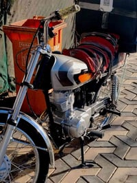 07852279381 السلام عليكم دراجه ايراني للبيع مقفوله رقم انجليزي وثانويه...