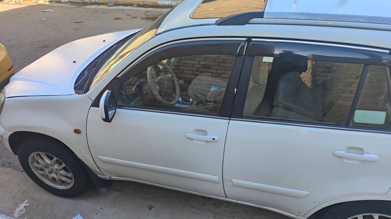 🚗 شيري تيجو موديل 2012 للبيع 🚗
السلام عليكم  سيارة تيكو عائلية ونظيفة جداً للبيع، وبكامل مواصفاتها وجاهزة للاستخدام. التفاصيل كاملة بالأسفل 👇:

​الموديل: 2012 ميكانيكي

​اللون: أبيض  ⚪

​الرقم: قادسية 16  (رقم إنجليزي) 🎴

​السنوية: مجددة وجاهزة لغاية عام 2031 

​الهزة :  لشهر العاشر القادم اله تنتهي .

​الملكية: السيارة بإسمي مباشرة (التحويل مضمون وسهل وبدون أي تعقيدات).

​🛠️ حالة السيارة والضمان:

​السيارة مكفولة كفالة عامة، وبس بيها 

((الجاملغ الأمامي مبدل فقط ))، السيارة نظيفة جداً وجاهزة من كل النواحي ٫  

♦(( كير ميكانيكي  مبدل جديد بيها)) ♦

​📌 مكان تواجد السيارة: [: الديوانية / حي الشرطة ]
رقم الموبايل : *********** 

السعر : 50 وبيها مجال
