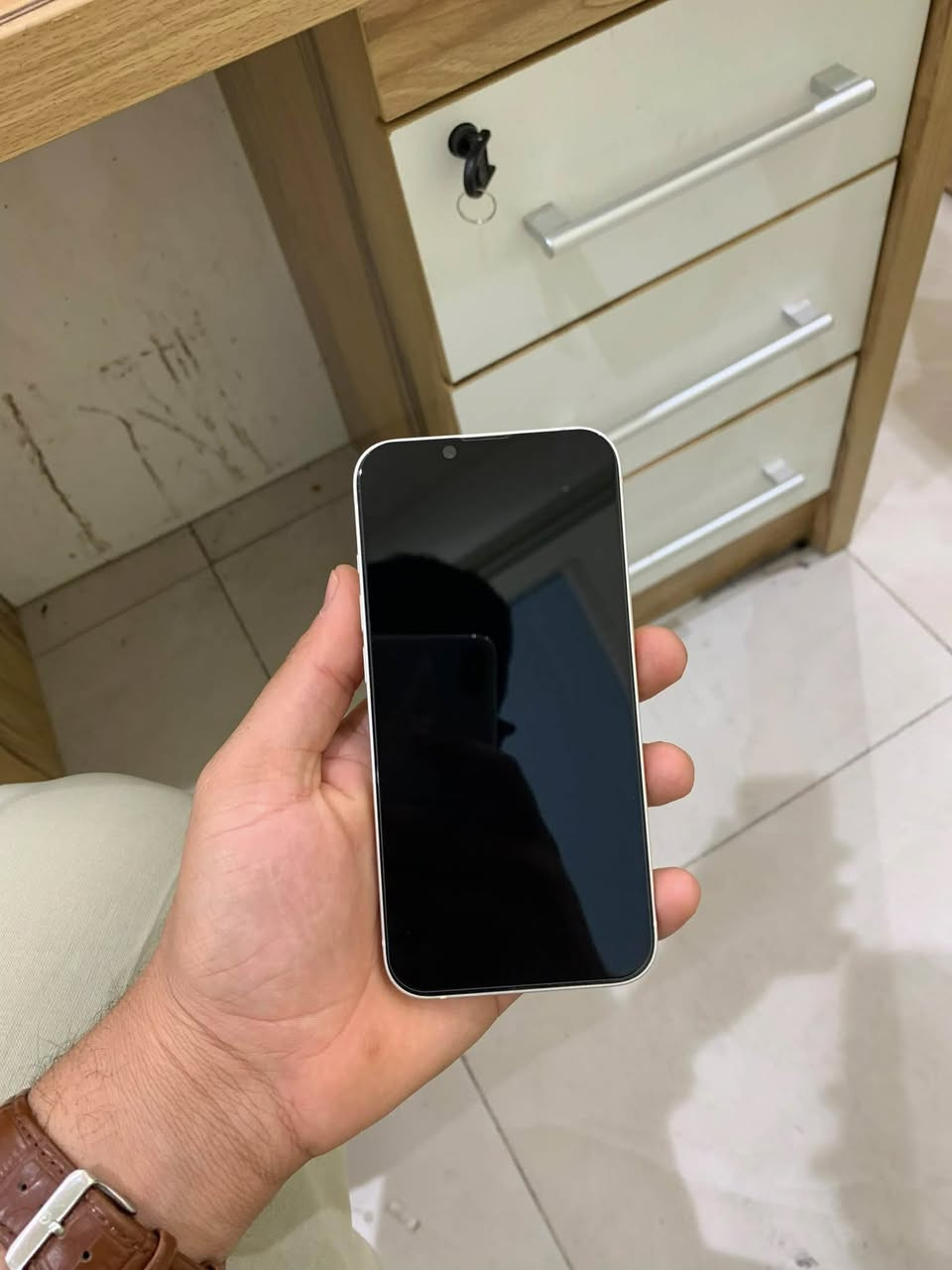 السلام عليكم ايفون 13 عادي شرق اوسط جهاز نضيف 100 على 100 جهاز نضيف وما مبدل بي آي قطعه تاخذه على الفحص جهاز نضافه فول بطاريه 87 وذاكره 128 جهاز مال جناي الله يشهد شخط مابي الجهاز ب500 وبي مجال للشراي هاذه رقمي اتصال واني خادم ***********
