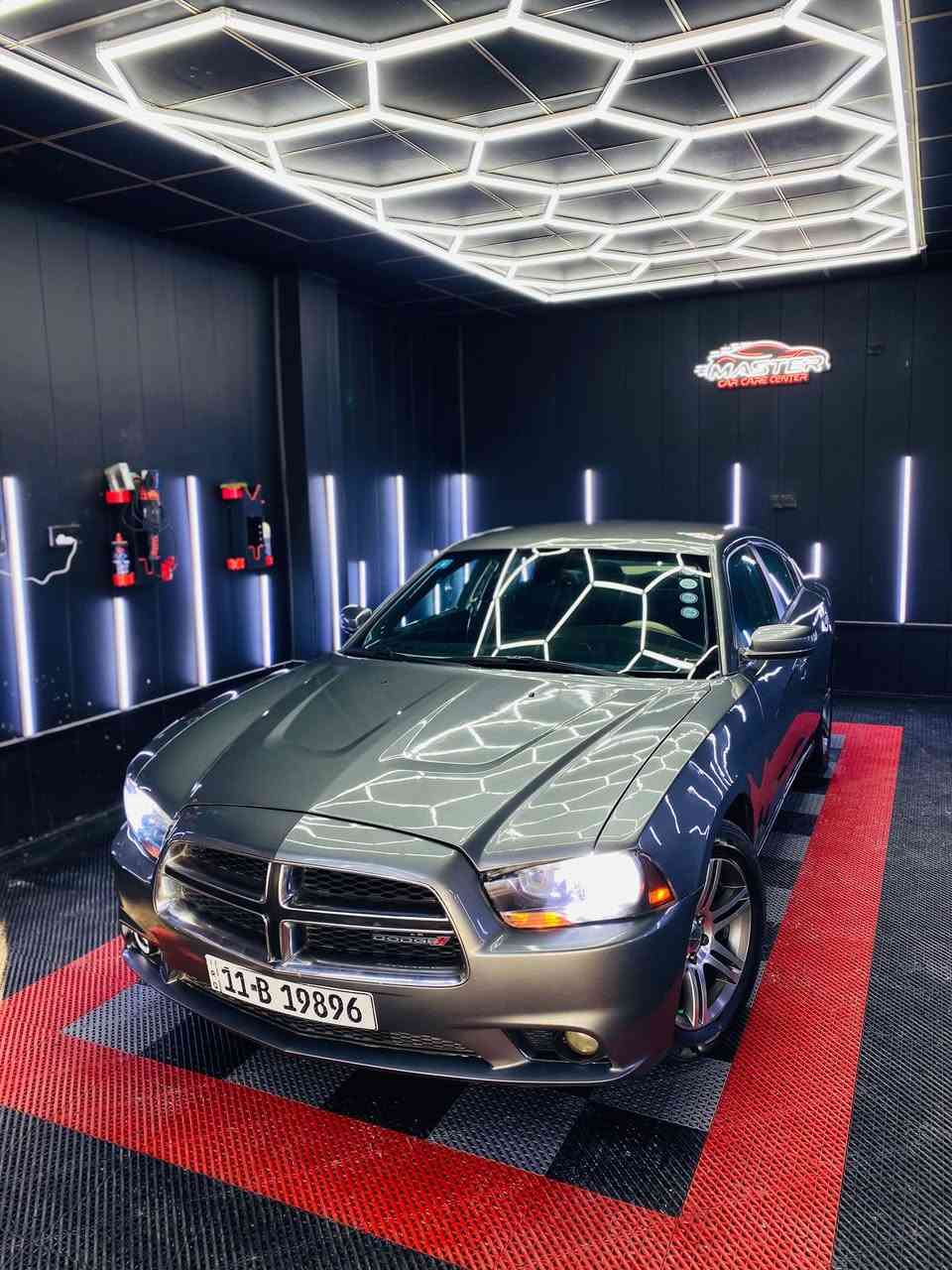 السلام عليكم
جارجر (2011)sxt 

ضرر السيارة مرفق مع الصور فقط جاملغ وبنيد 

بل اضافة بداخل العراق بيها رش بسيط بدون معجون 

يعني ابيع حزام بدون دواخل 

محرك 3600 شرط مامفتوح 

السيارة جاهزة ع اخير شي وشرط الفحص 

منظومة لايت كاملة 

حدادية تبريد تدفئة كلة جاهز ومابيها اي نقص 

رقم بغداد جديد سنوية بأسمي لل2031

مكان السيارة (بابل_المحاويل)

السعر 128 قابل للتفاوض 

للاستفسار الاتصال 

***********
