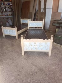 سرير خشب للحجز والاستفسار ٠٧٧٦٥٥٨٨٠٩٠