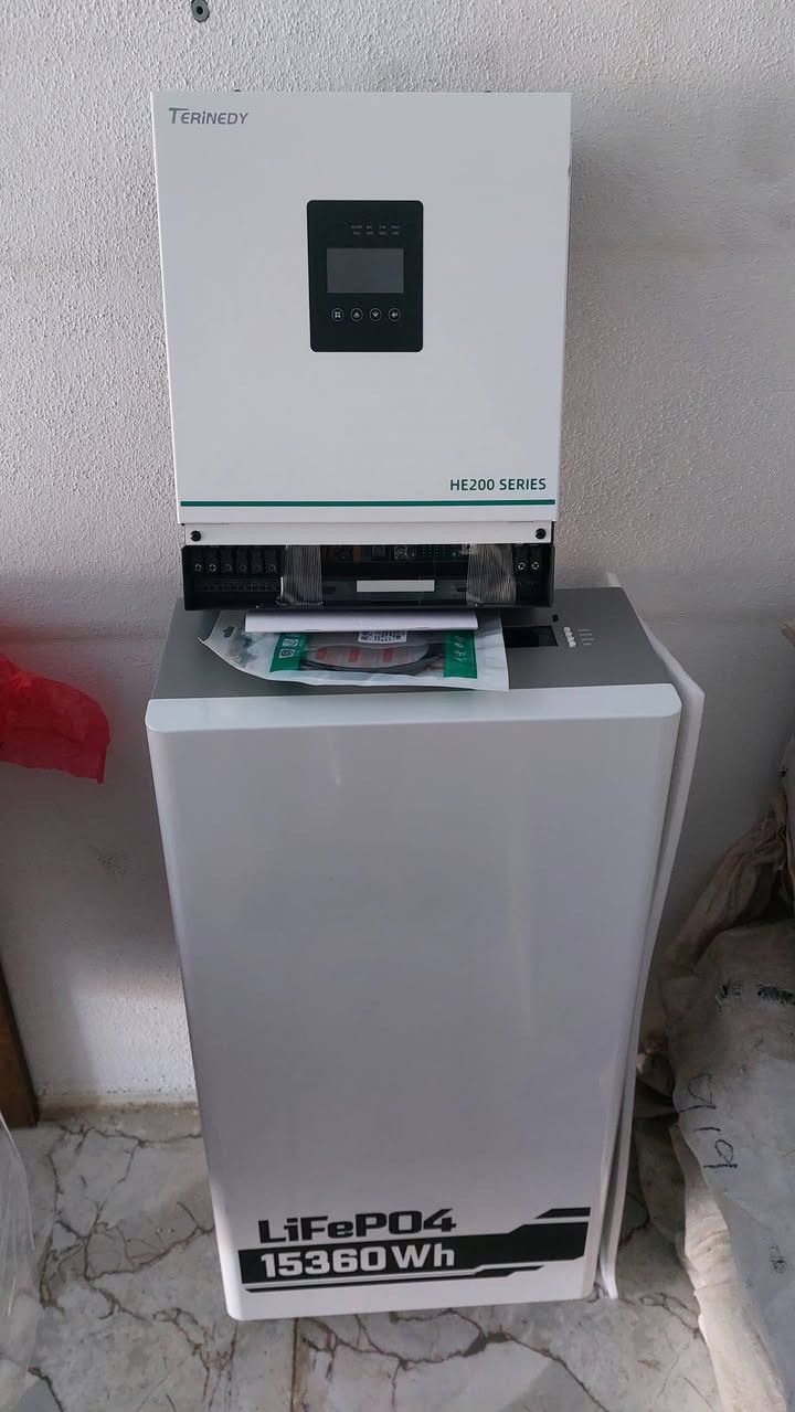 سلام عليكم 
عرض ولفترة محدودة
١٤ امبير نهاري و٨ ليلي لمد ٥ ساعات
٨ الواح لونج ١٨ او ١٦ بازبار ٦١٥ او ٦٢٠ واط
انفيرتر ٦.٢ كيلواط ضمان سنة تبديل انفيرتر في حال العطل خلال فترة ضمان
بطارية ١٥ كيلواط خلايا ربت REPT grade A
كل هاي بيش ب ٣ ملايين و ٥٠٠ الف
كامل النقل والتنصيب
عنوان كركوك الحرية 
للتواصل والاستفسار يرجى إتصال على رقم التالي 
***********
